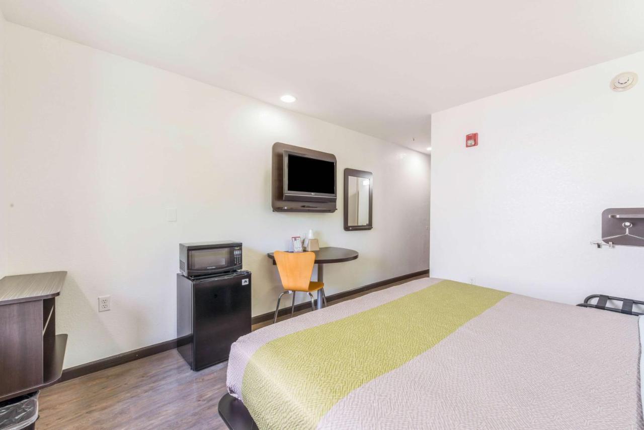 Motel 6-Gastonia Charlotte I-85 Екстериор снимка